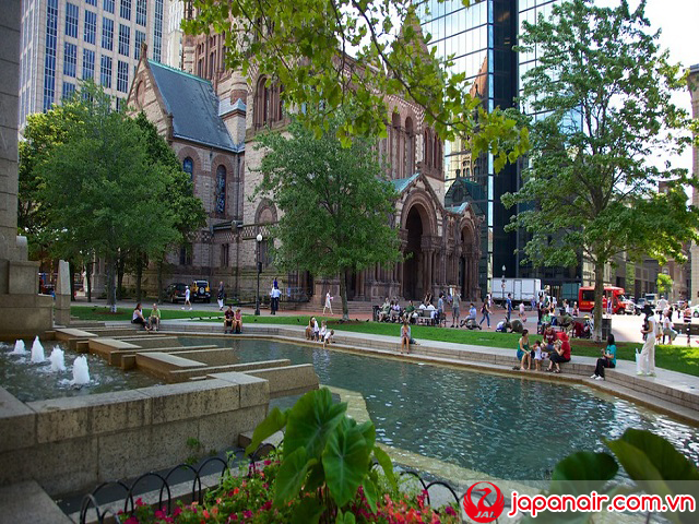 Kiến trúc cổ kính của trường Đại học Harvard